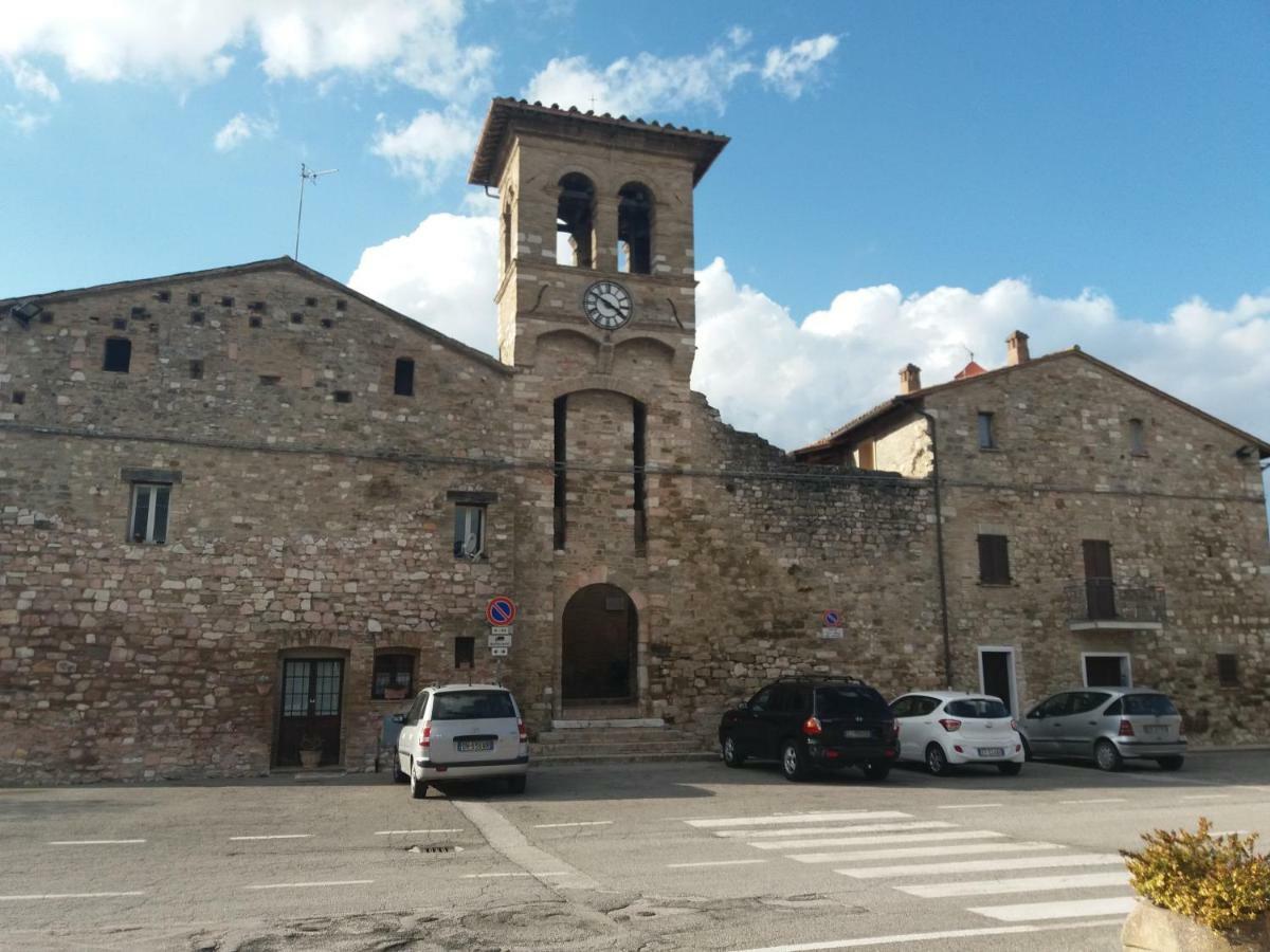 Dimora Il Castello Apartamento Assisi Exterior foto