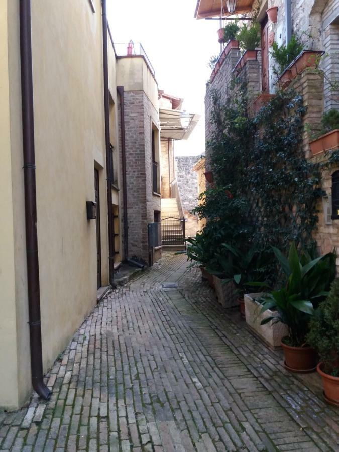 Dimora Il Castello Apartamento Assisi Exterior foto